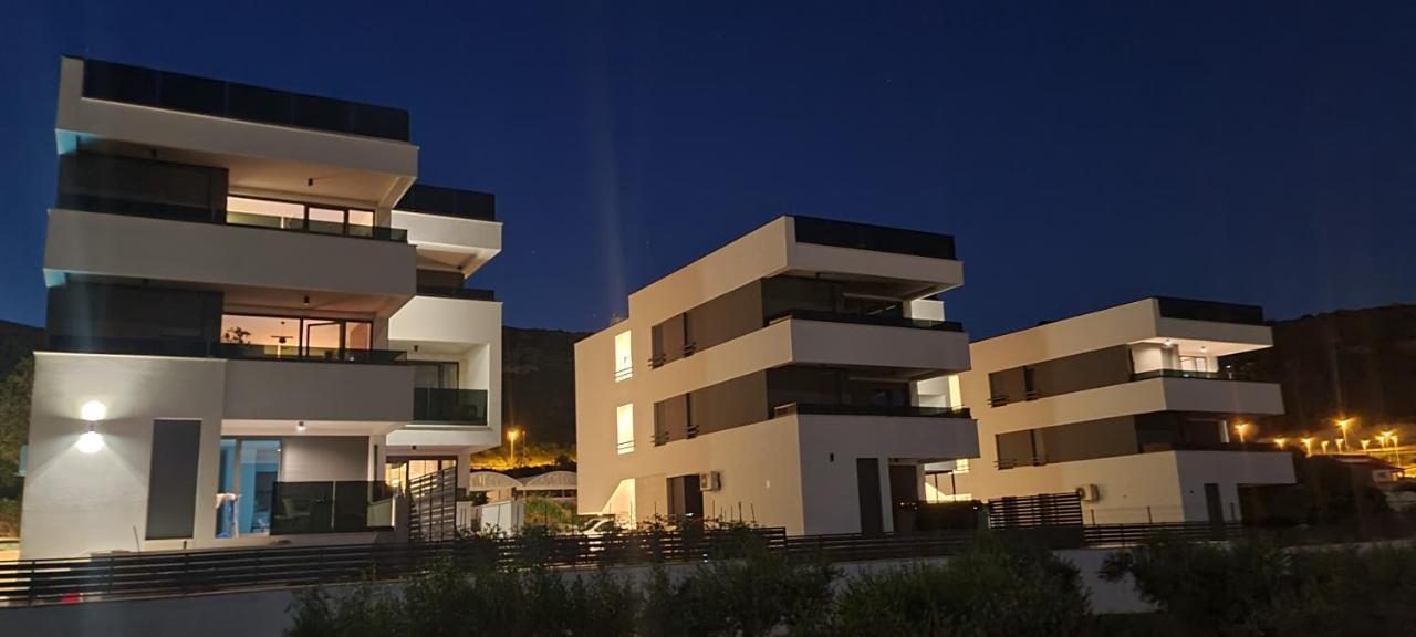 Apartman Marcelina 1 With Private Pool Trogir Eksteriør bilde
