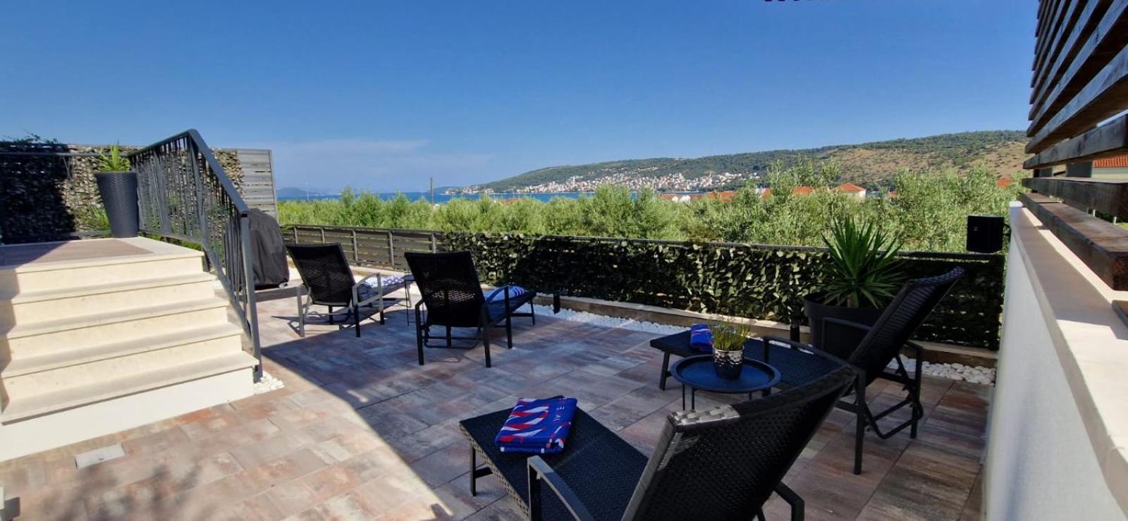 Apartman Marcelina 1 With Private Pool Trogir Eksteriør bilde